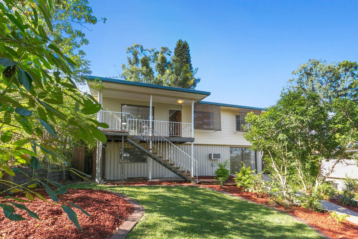 10 Janmarie Court, KALLANGUR QLD 4503