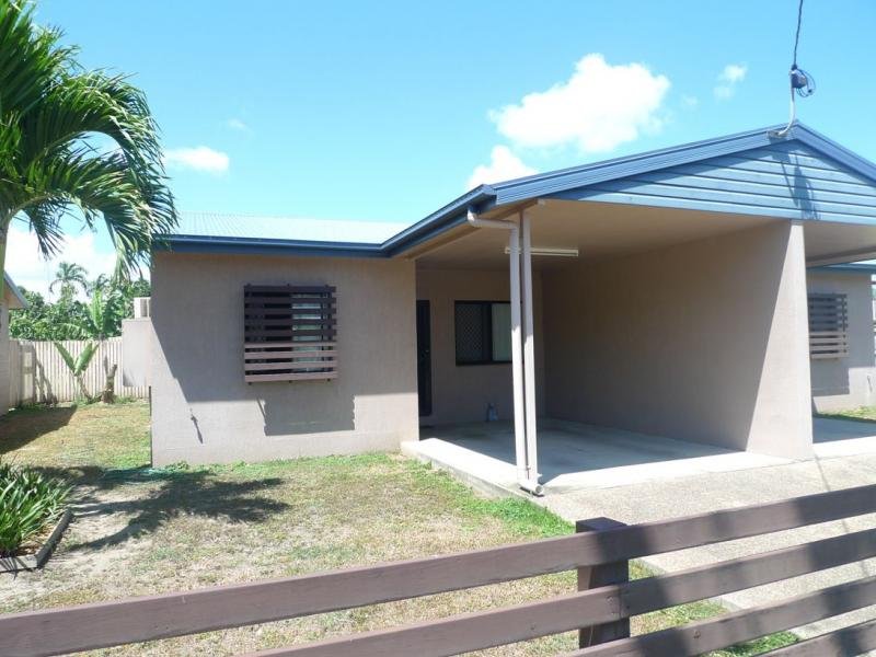 2 / 5 Forest Street, ROSSLEA QLD 4812