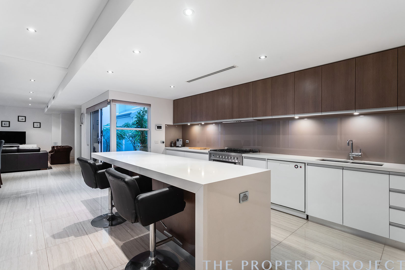 16 Lacebark Road Churchlands WA 6018
