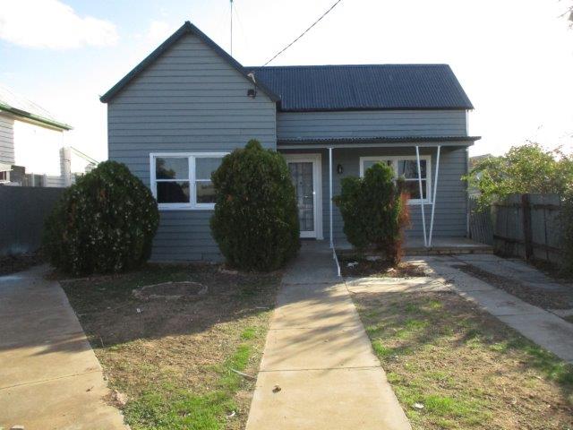 14 Beggs Street, WARRACKNABEAL VIC 3393