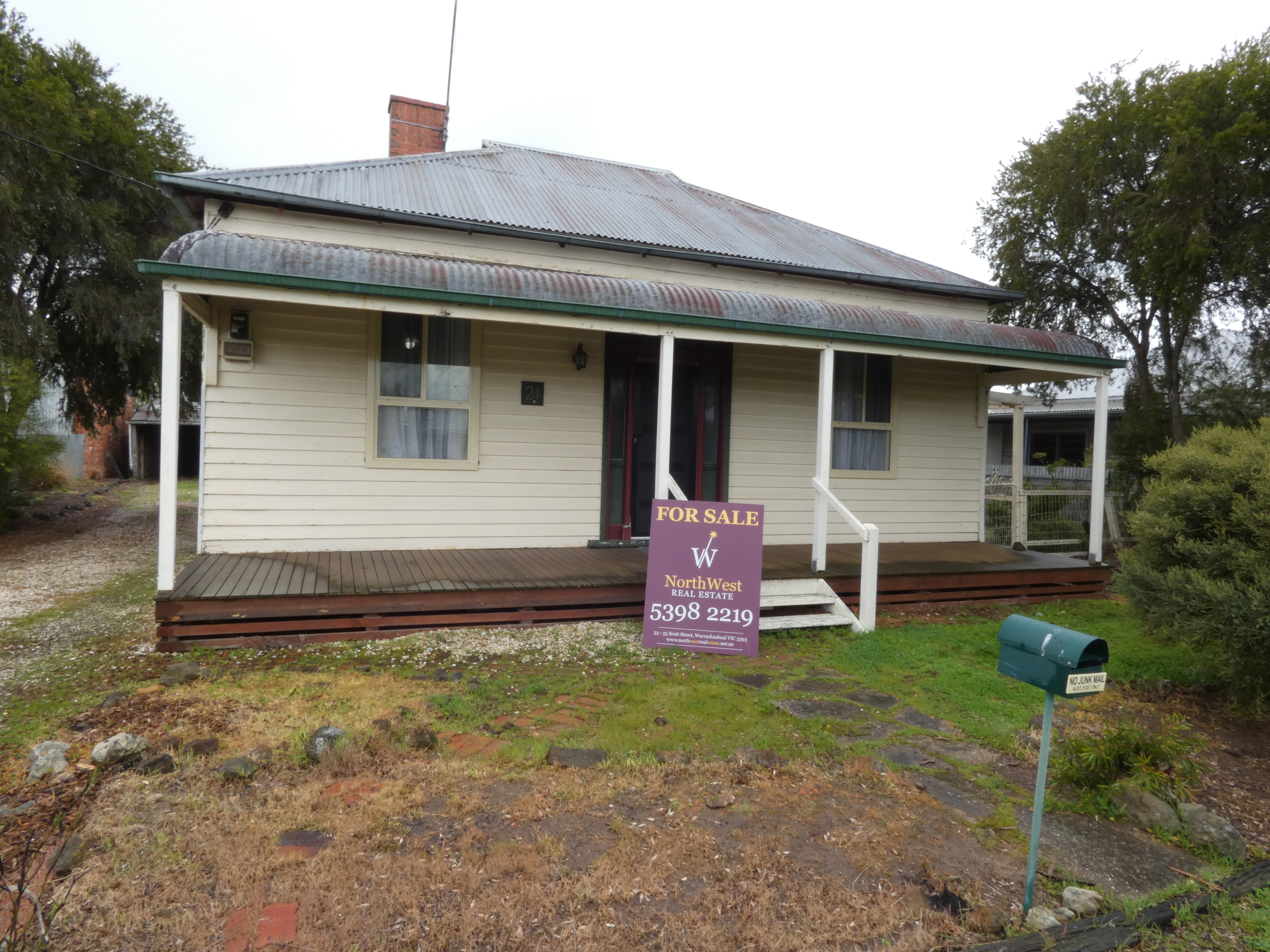 24 Milbourne St, WARRACKNABEAL VIC 3393