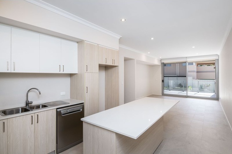8 14 Lennard Street Marmion WA 6020