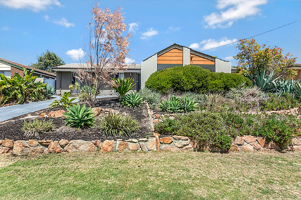11 Culwalla Close Kallaroo WA 6025