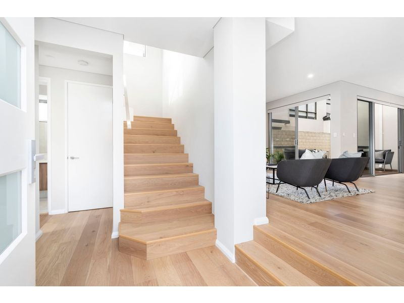 409 Vincent St W West Leederville WA 6007