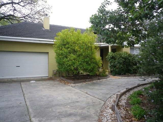 121 Blackburn Road, MOUNT WAVERLEY VIC 3149