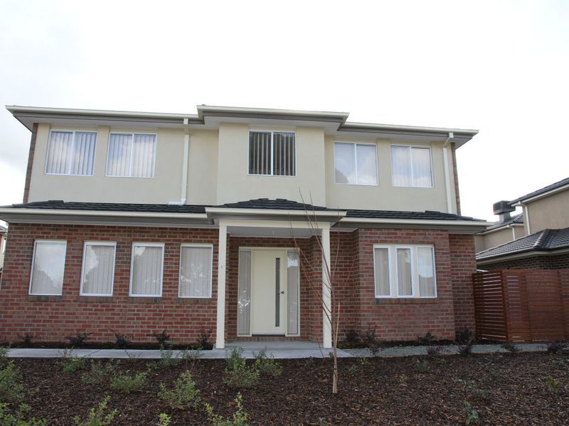 1 / 73-75 Frawley Road, HALLAM VIC 3803