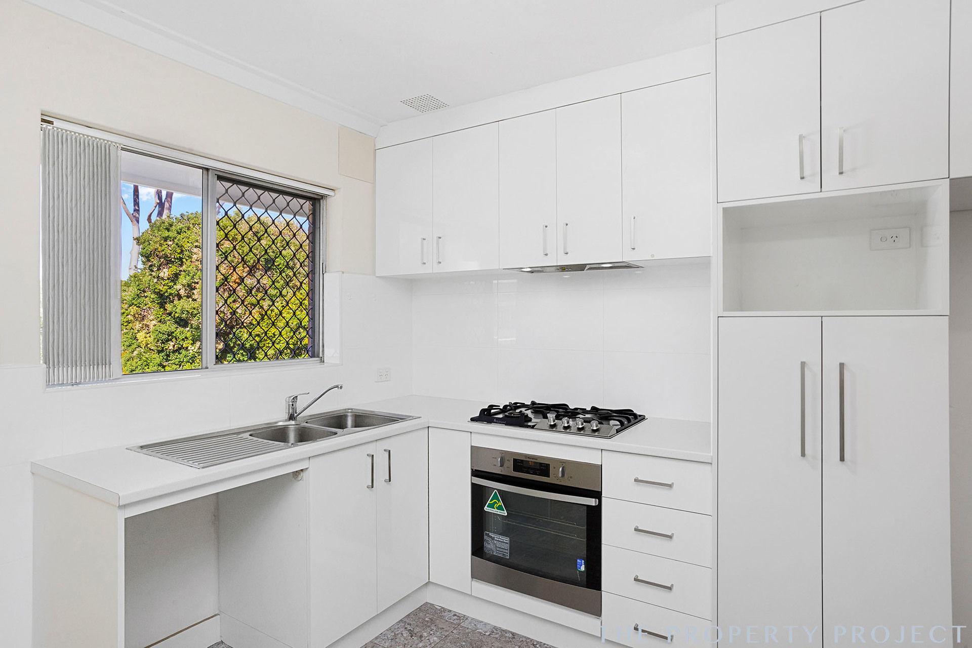 11 143 Edinboro Street Joondanna WA 6060
