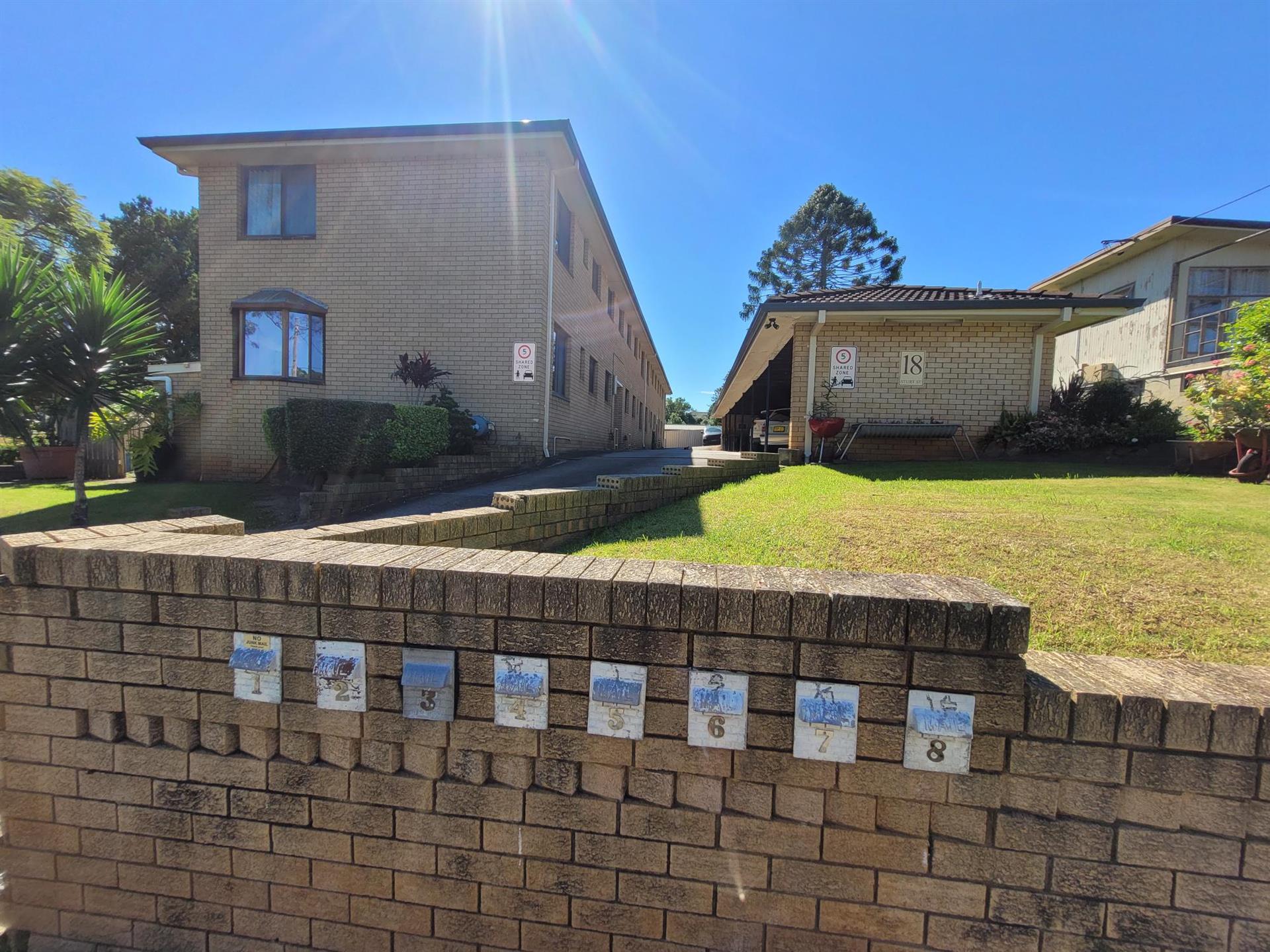 3 / 18 Sturt Street, CAMPBELLTOWN NSW 2560