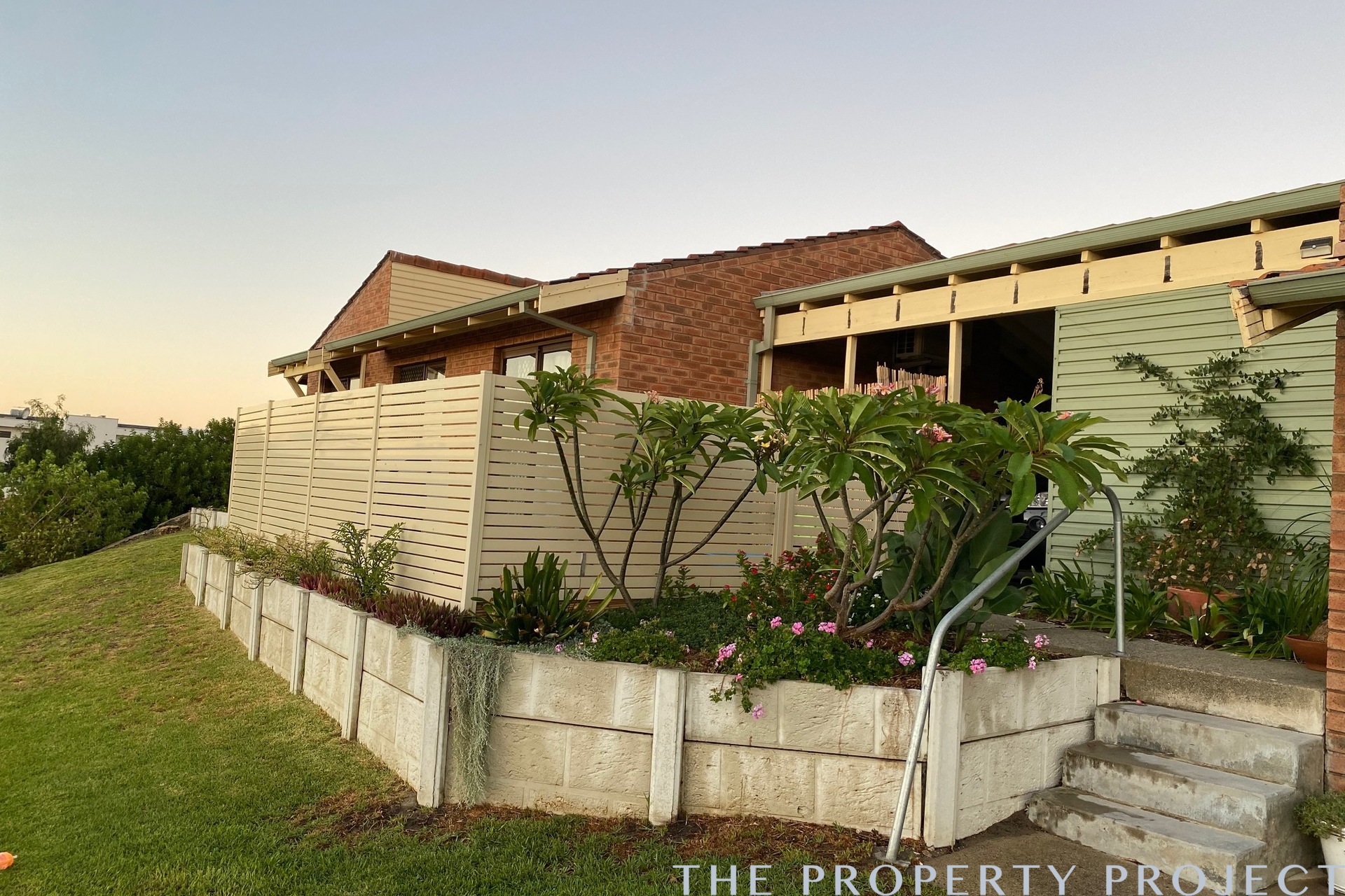 3 27 Edgehill Street Scarborough WA 6019