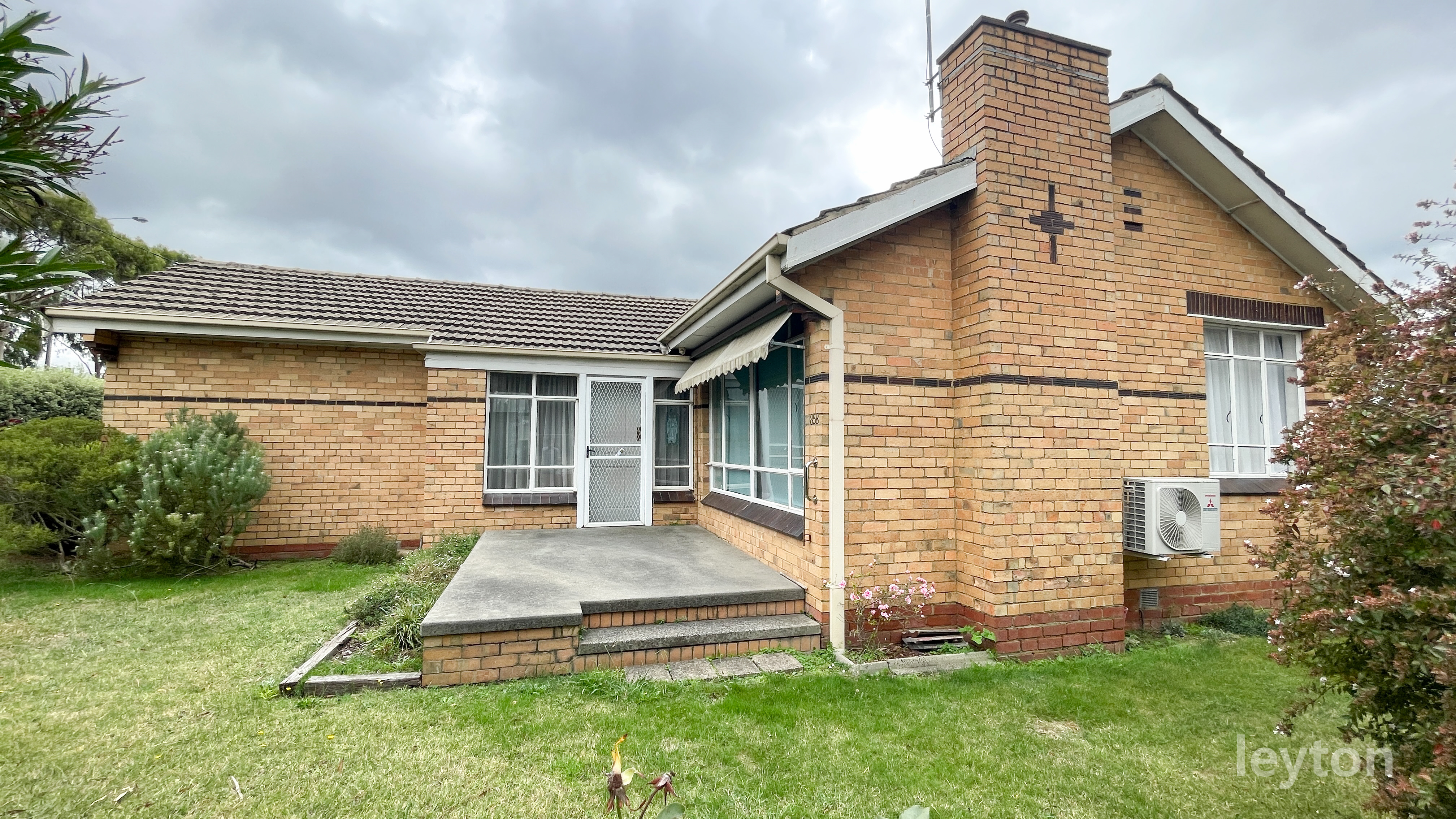 858 Blackburn Road, CLAYTON VIC 3168