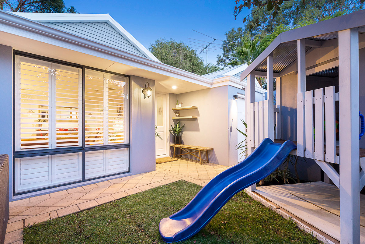 207a Grand Promenade Doubleview WA 6018