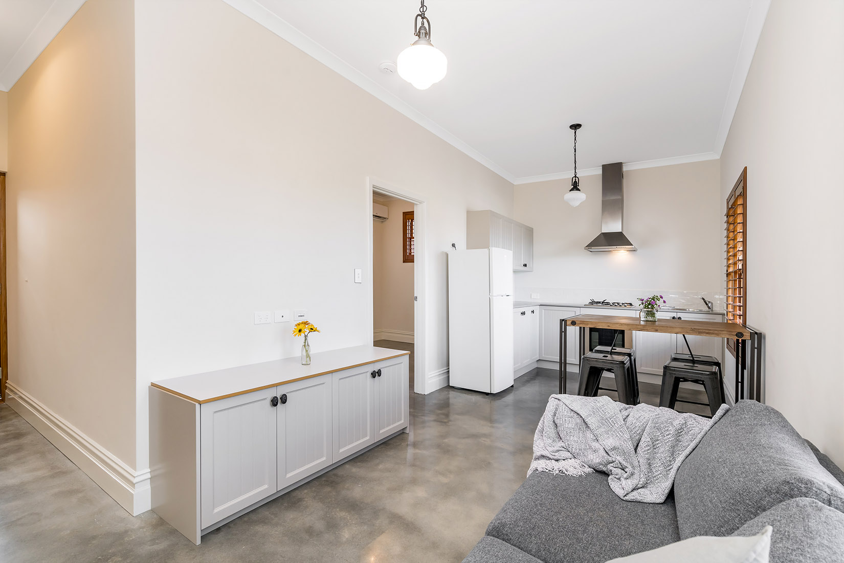 24 Leonora Street Como WA 6152