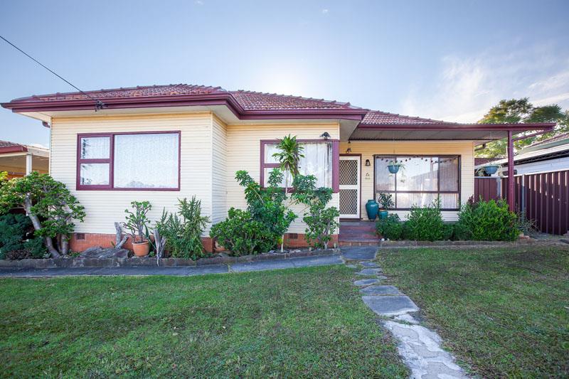 6 Teralba Rd, LEUMEAH NSW 2560