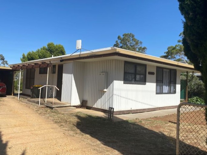 5A Aitken Avenue, DONALD VIC 3480