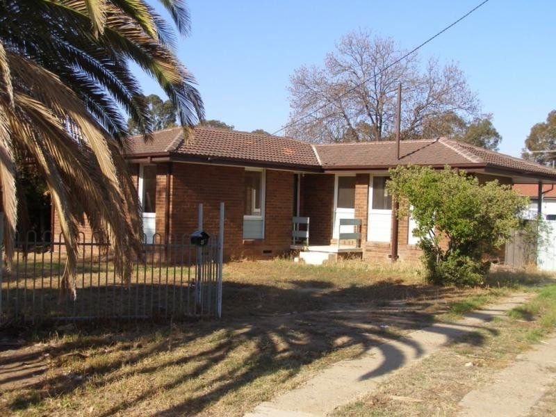 5 Davies Court, DENILIQUIN NSW 2710