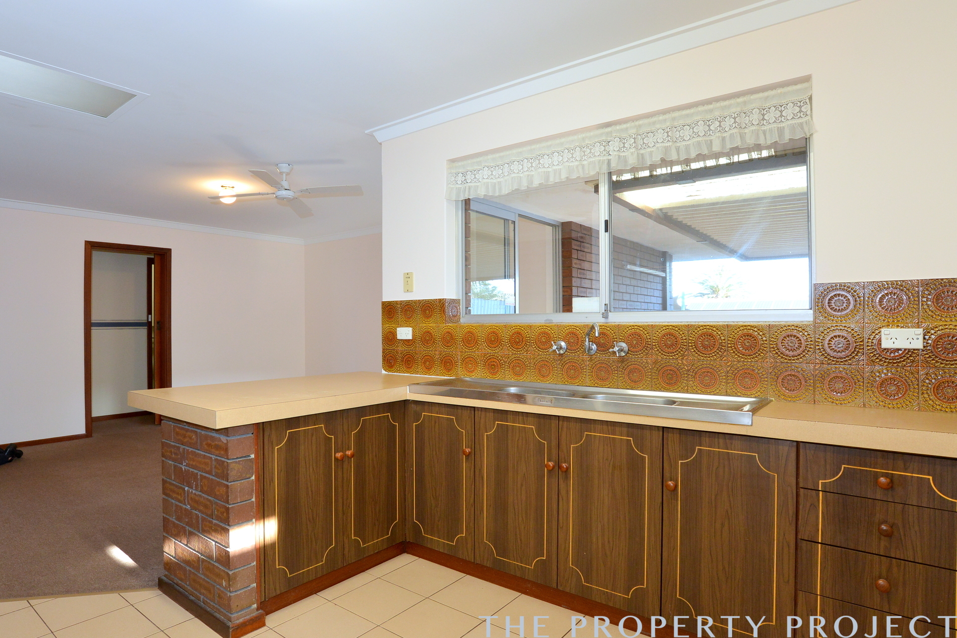 4 Crossandra Way Greenwood WA 6024