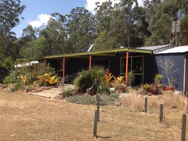 21 Pinnell Road, CROWS NEST QLD 4355