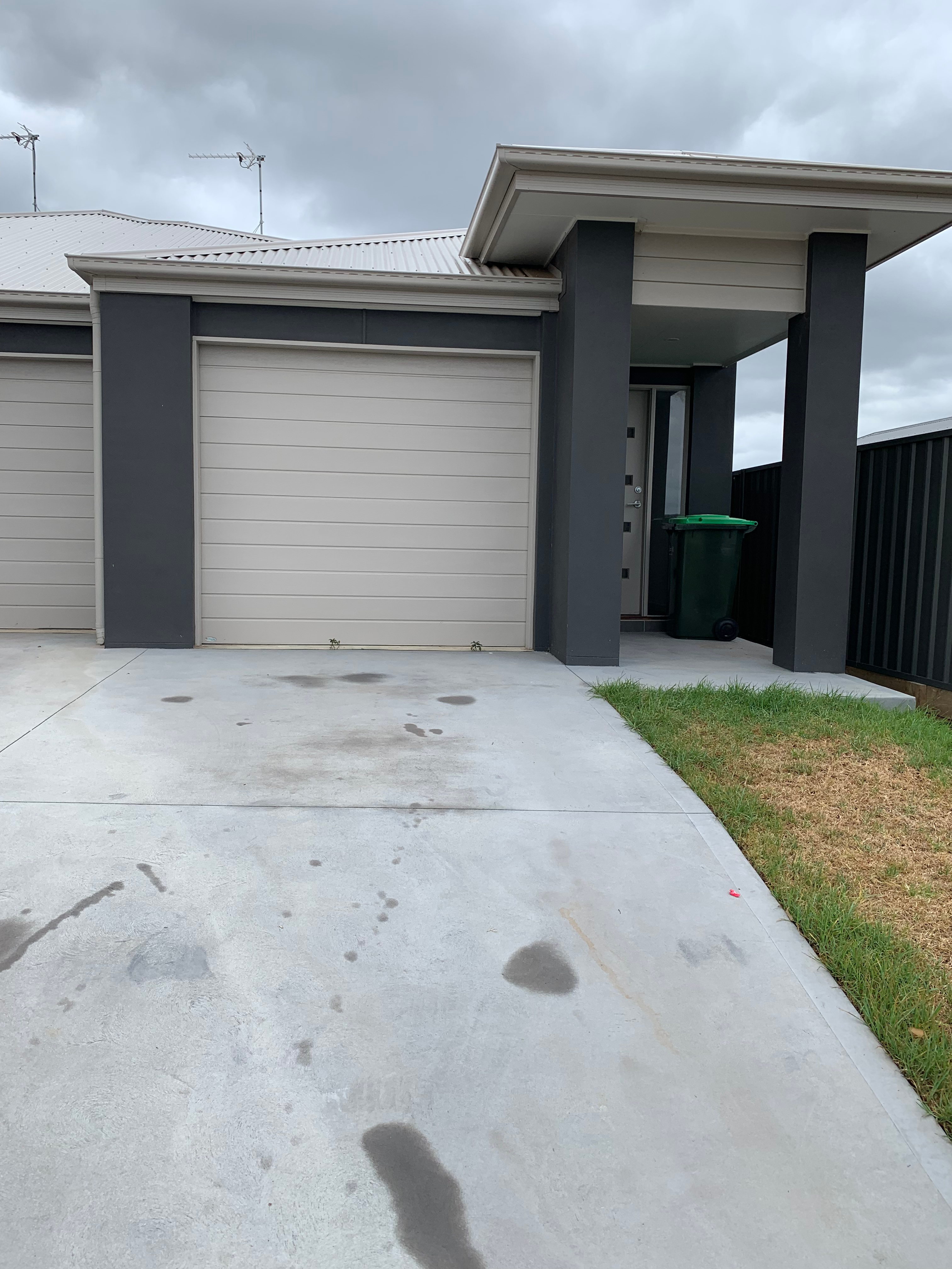 2 / 9 Cambridge St, THORNTON NSW 2322