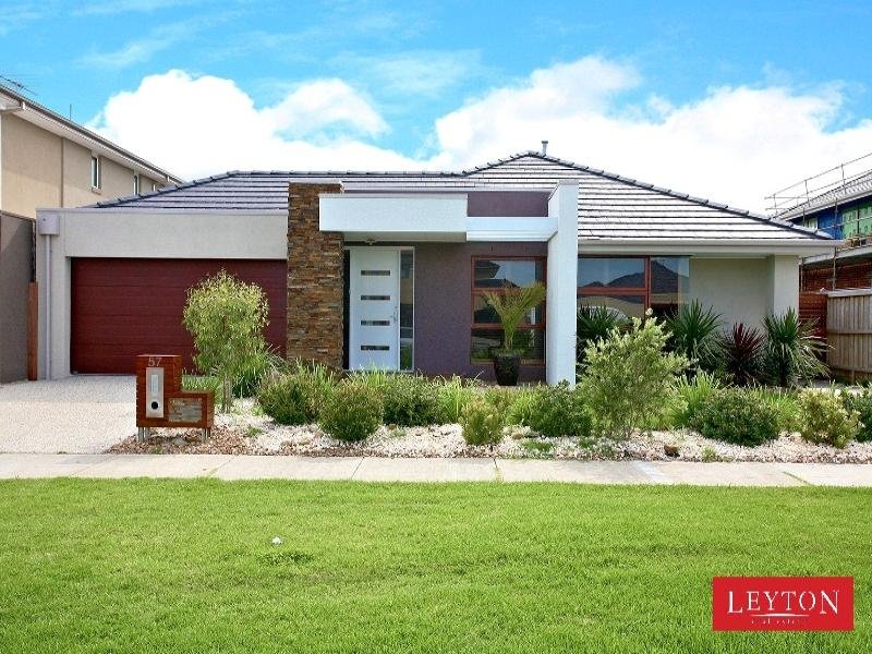 57 Island Point Avenue, WATERWAYS VIC 3195