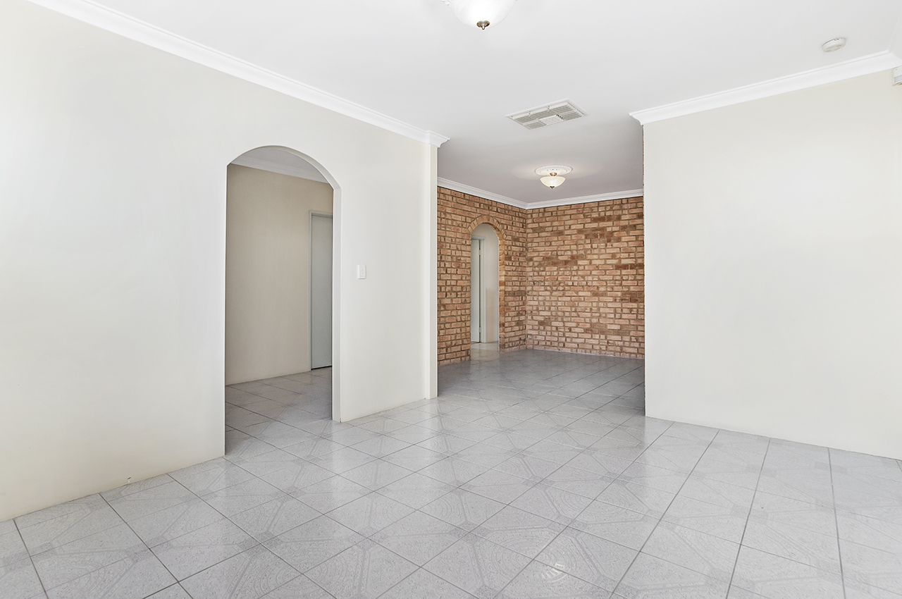 34 Yosemite Loop Ballajura WA 6066