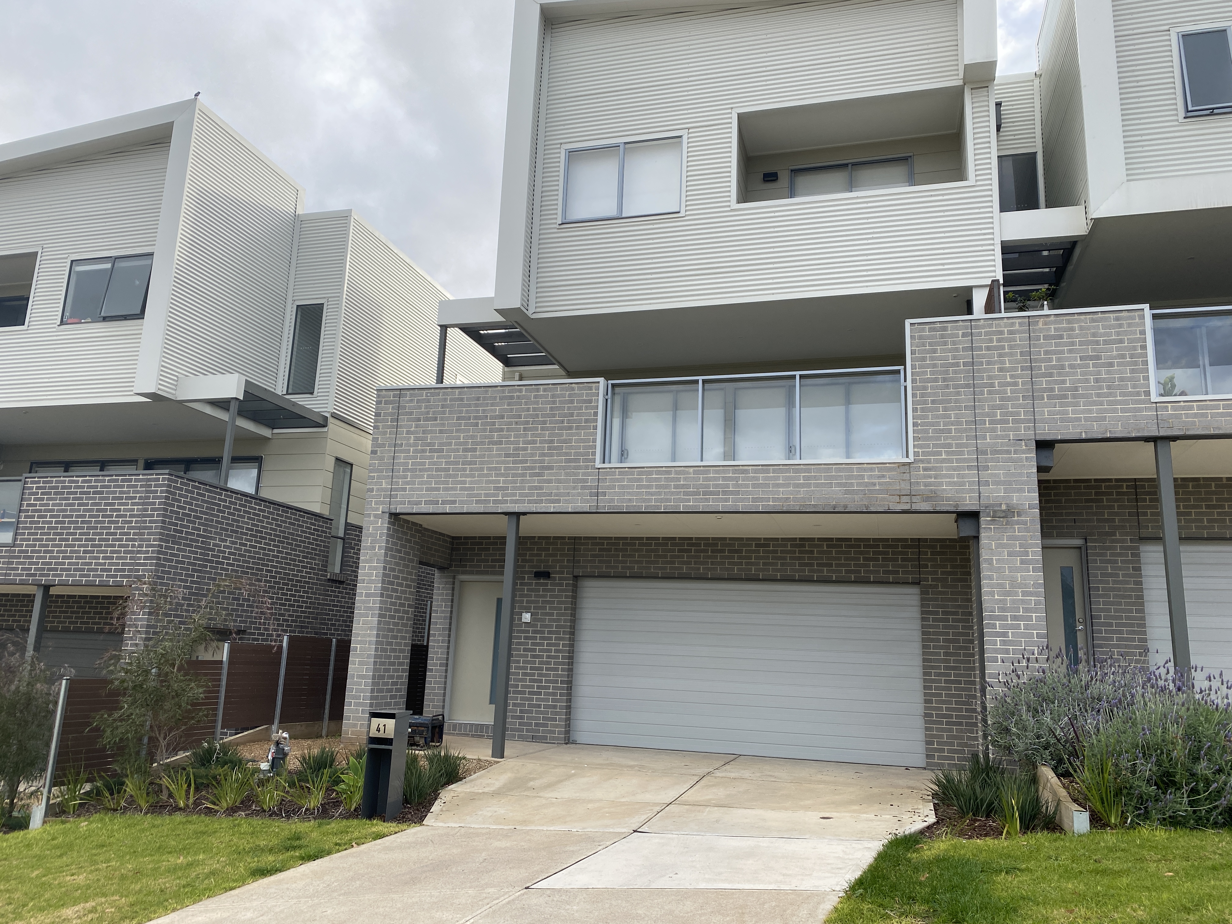 41 Valley Park Boulevard, WESTMEADOWS VIC 3049