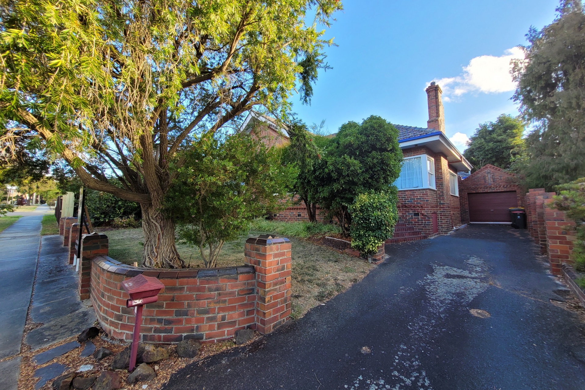 27 Wadham Parade, MOUNT WAVERLEY VIC 3149