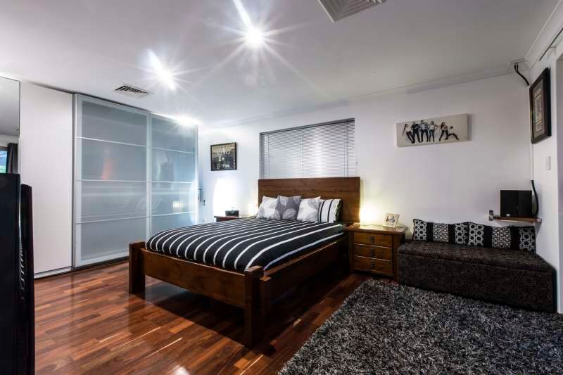 2 Hermite Rise Sorrento WA 6020