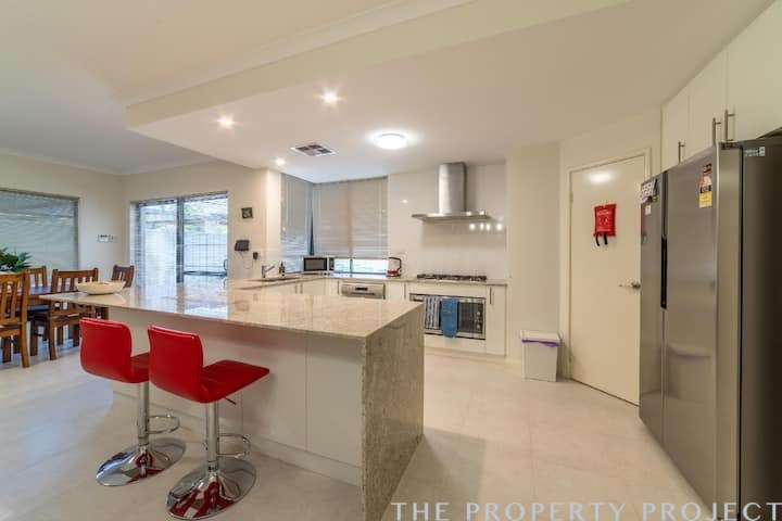 48 Bath Road Morley WA 6062
