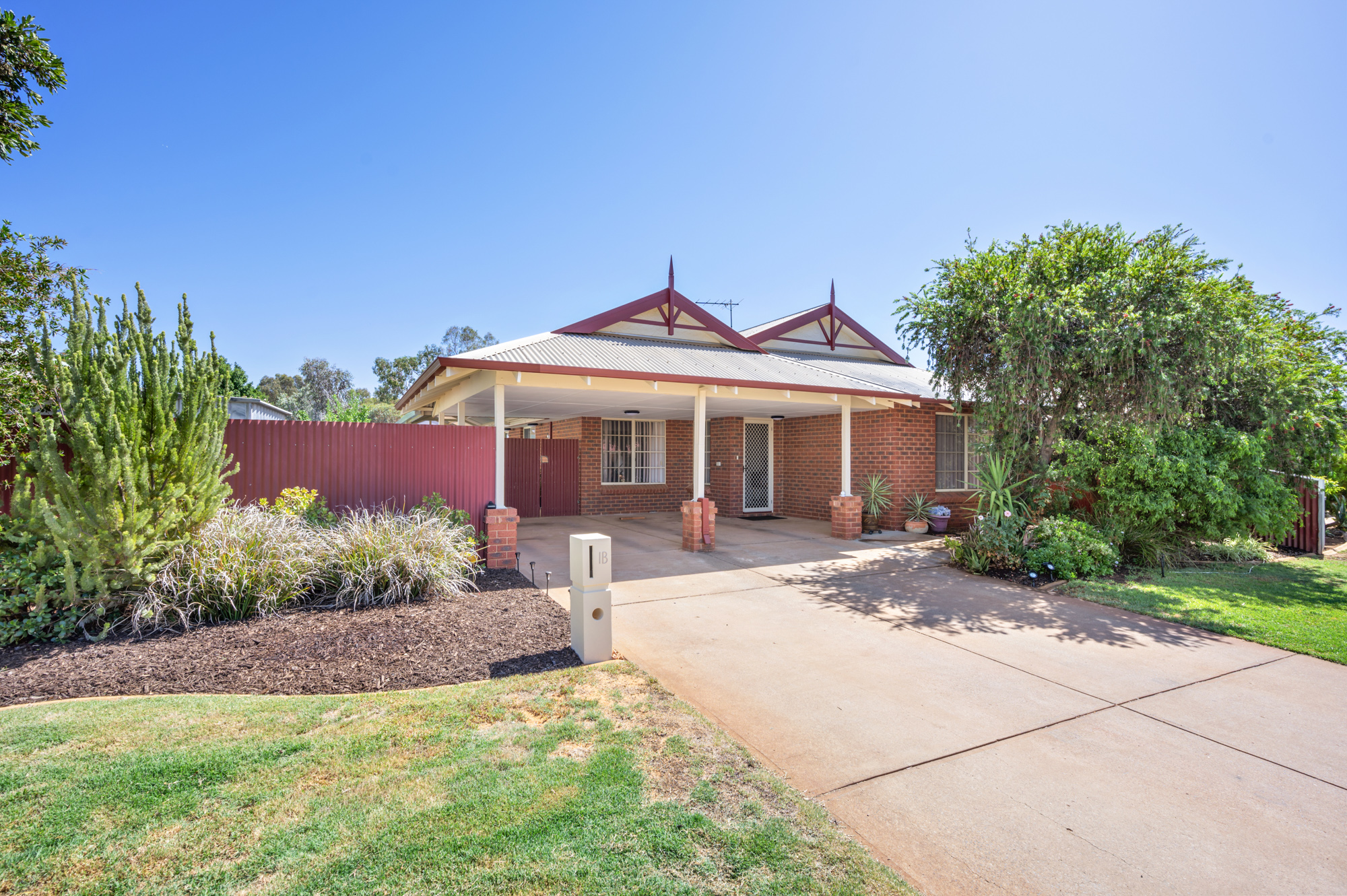 1B Paddington Drive, HANNANS WA 6430