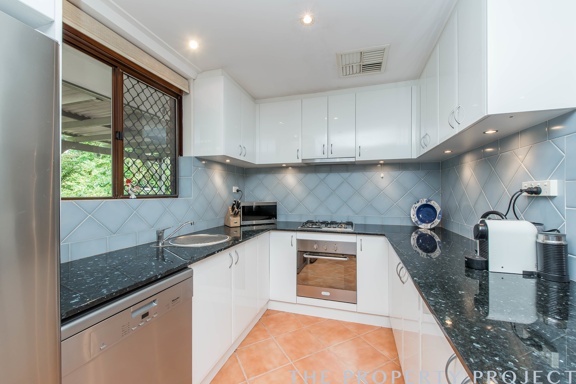 4 Cawarra Crescent Craigie WA 6025