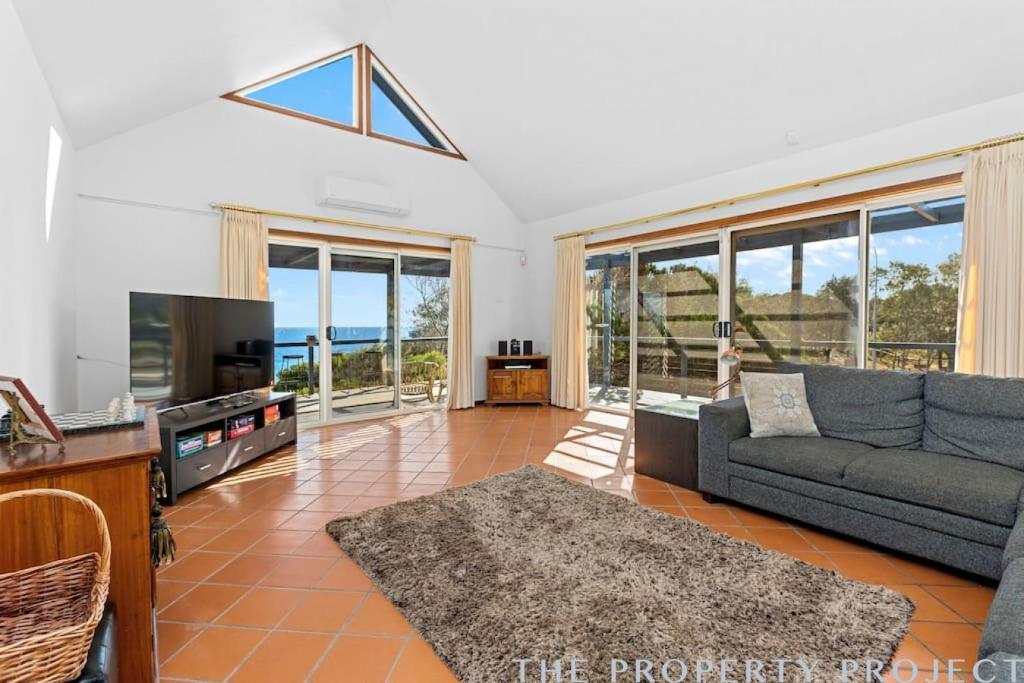 160 Ocean Drive Quinns Rocks WA 6030