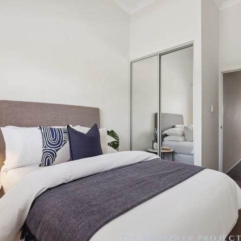 4 17 Sussex St Nollamara WA 6061
