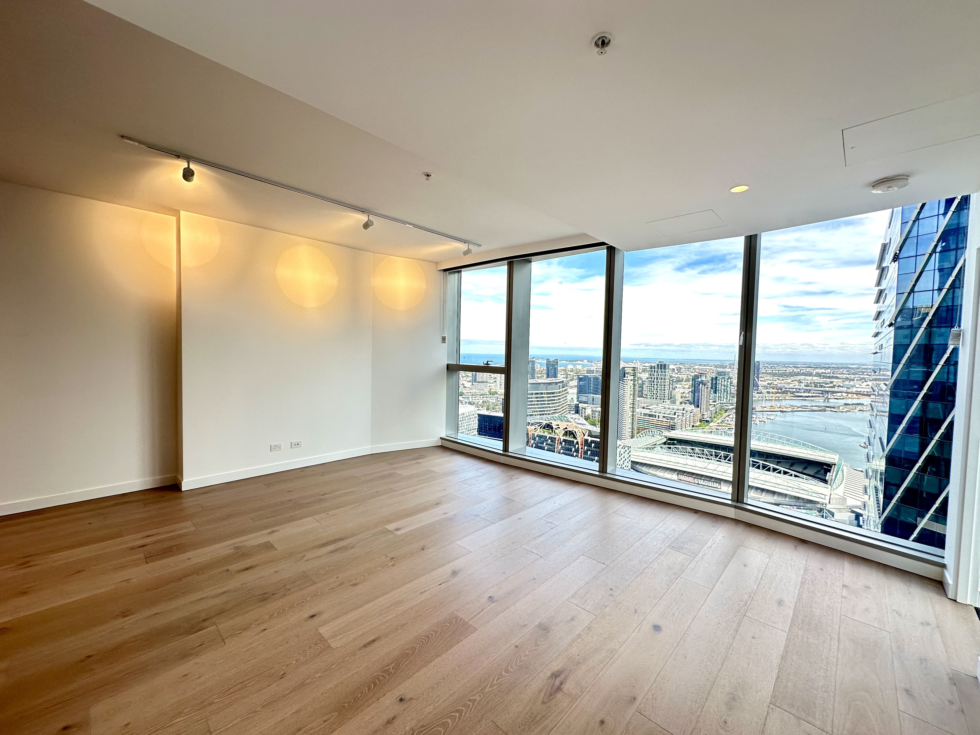 4210 / 639 Little Lonsdale Street, MELBOURNE VIC 3000