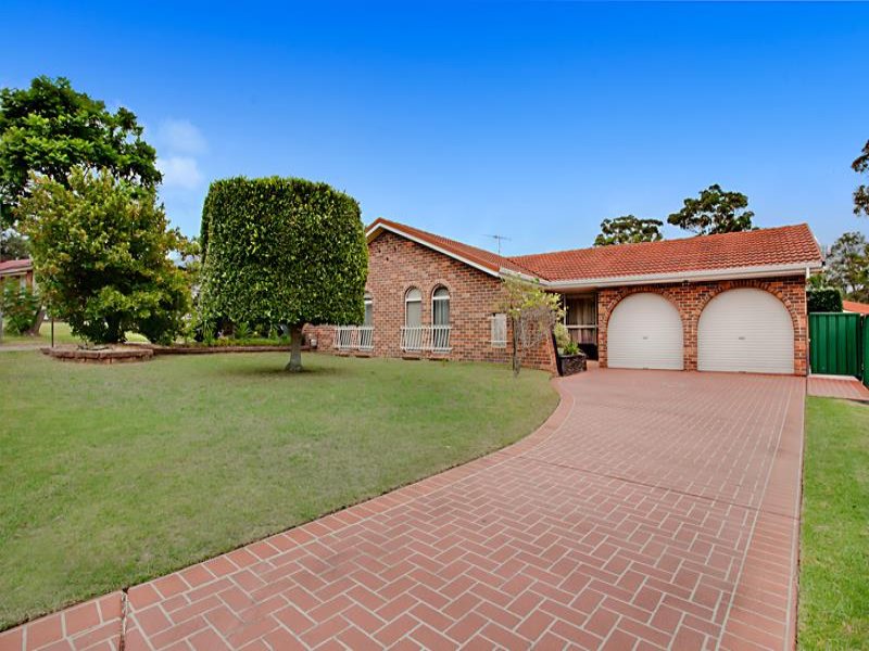 14 Greenway St, RUSE NSW 2560