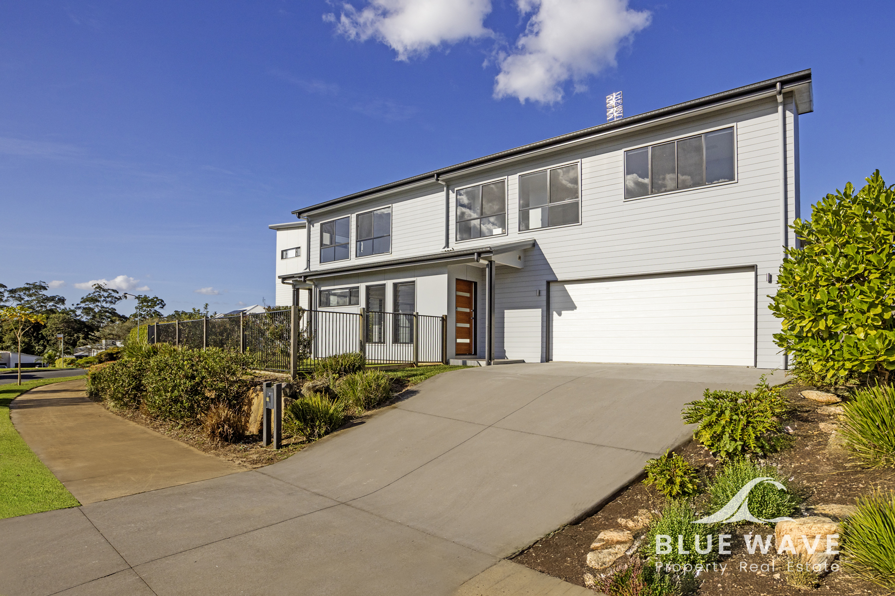 1 / 1 Honey Myrtle Place, WOOMBYE QLD 4559