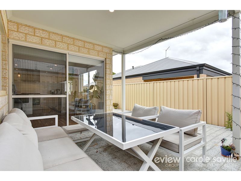 18 Dunedin Chase Hocking WA 6065