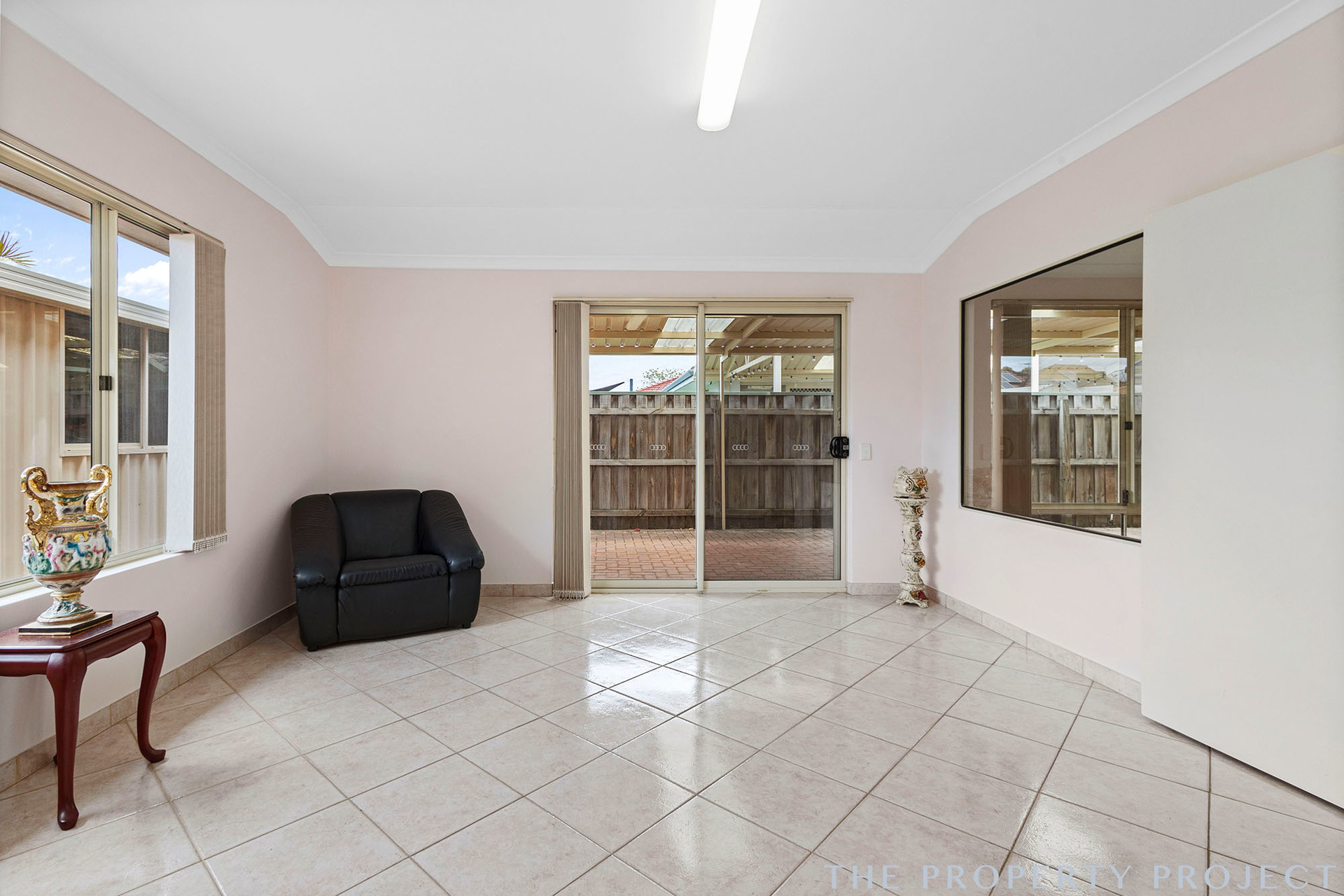54 Woodhouse Circuit Canning Vale WA 6155