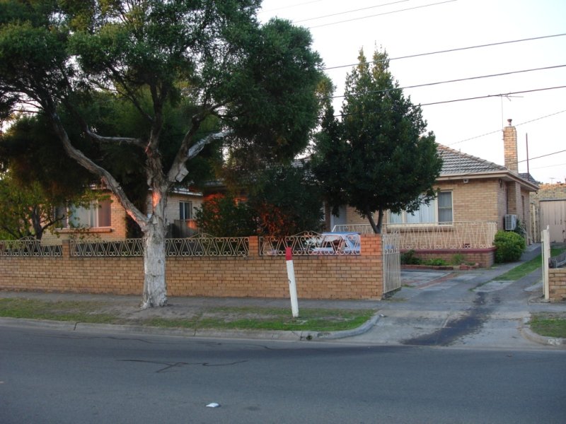 140 Railway Parade, NOBLE PARK VIC 3174