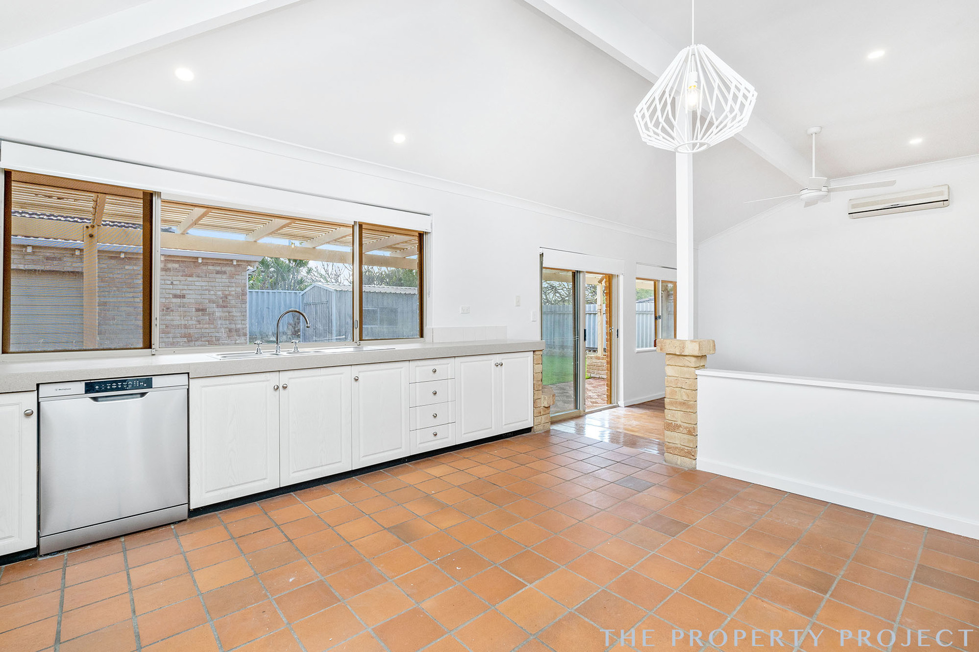 6 Parwich Rise Carine WA 6020