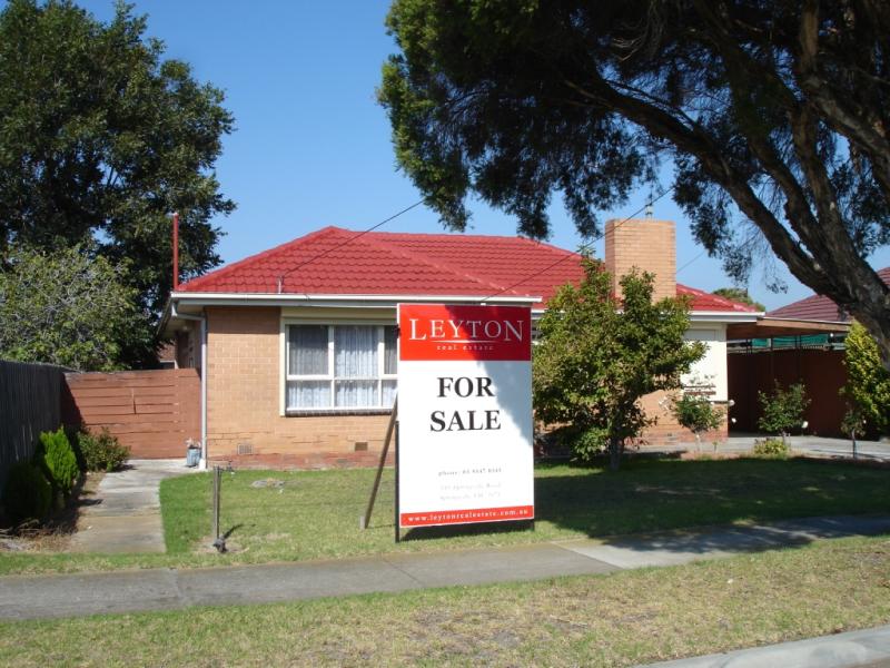 2 Patching Avenue, NOBLE PARK VIC 3174