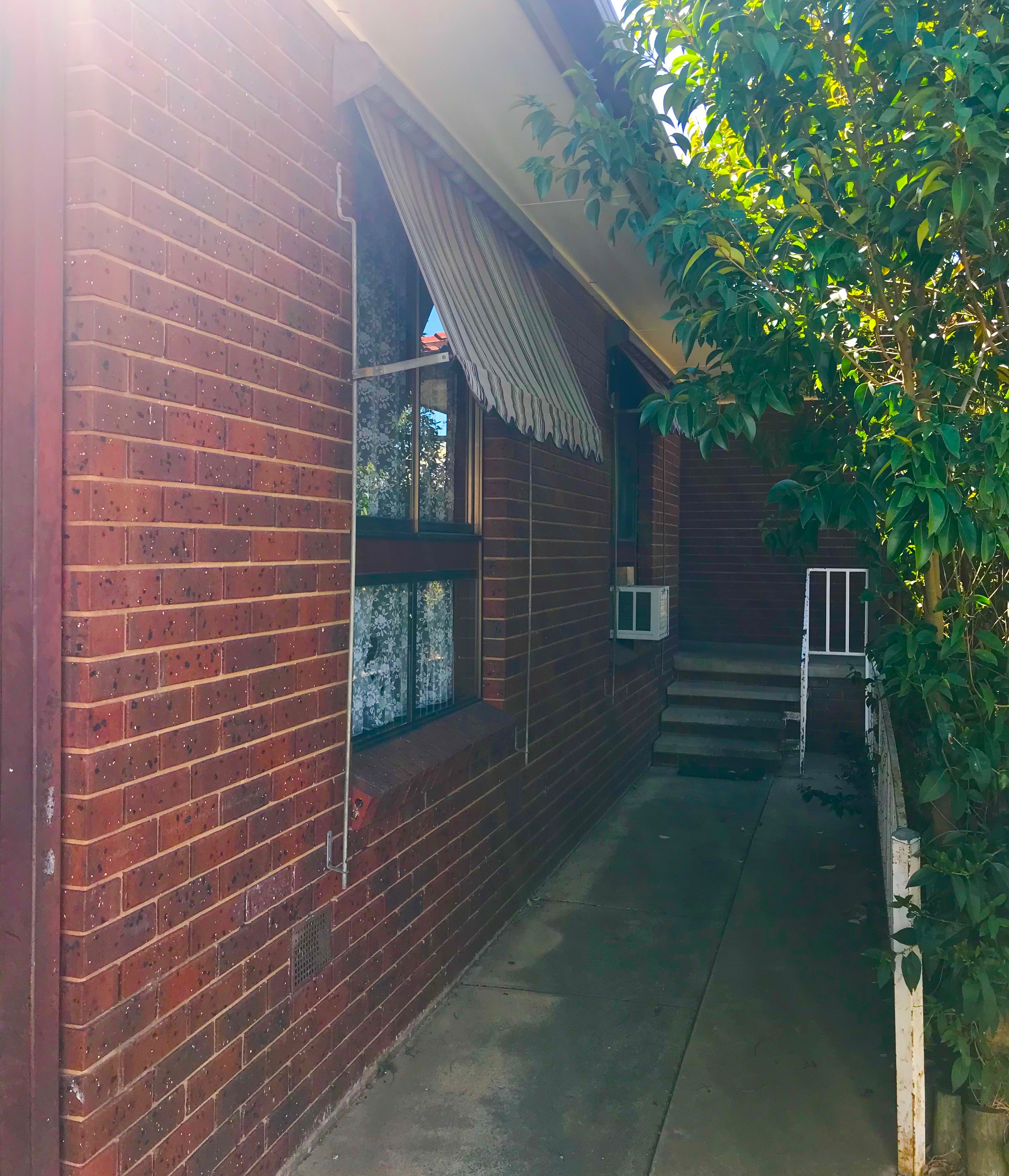 10 TAABINGA COURT, DENILIQUIN NSW 2710