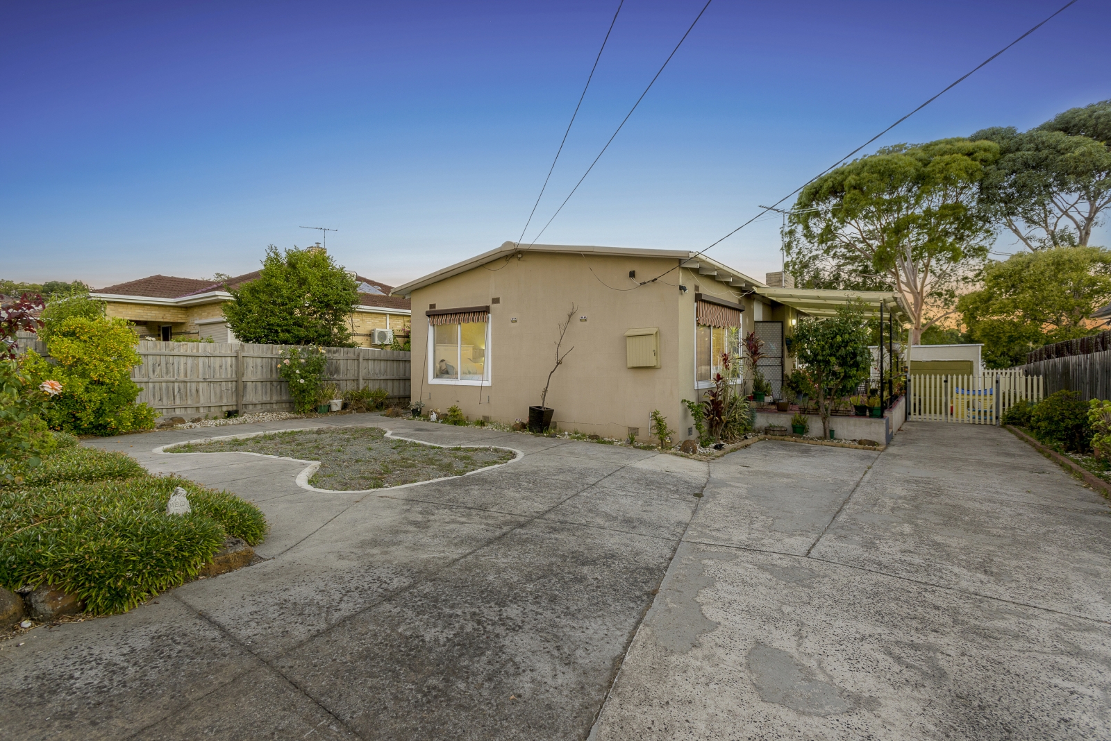 32 Leman Crescent, NOBLE PARK VIC 3174