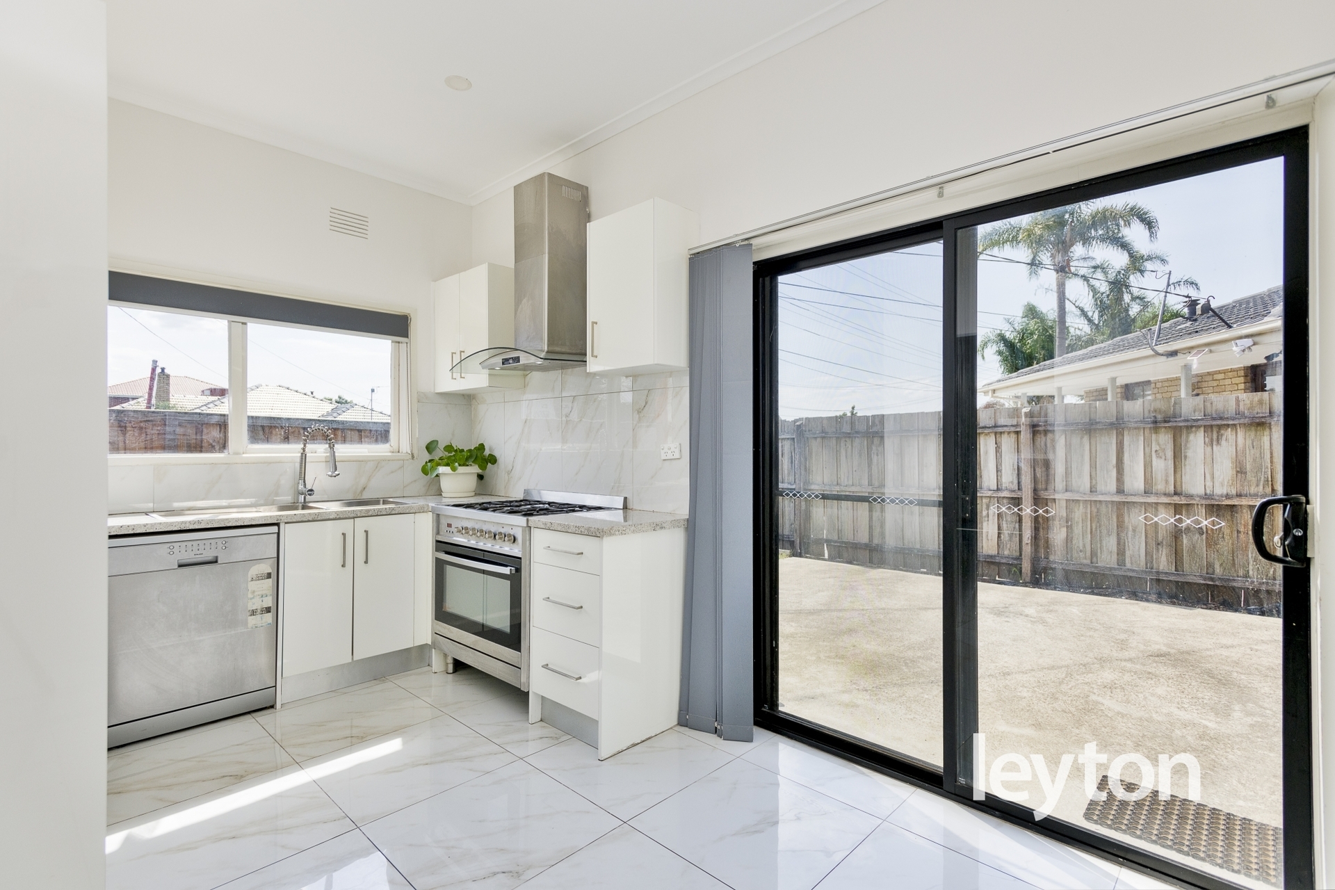 1 / 154 Athol Road, SPRINGVALE SOUTH VIC 3172