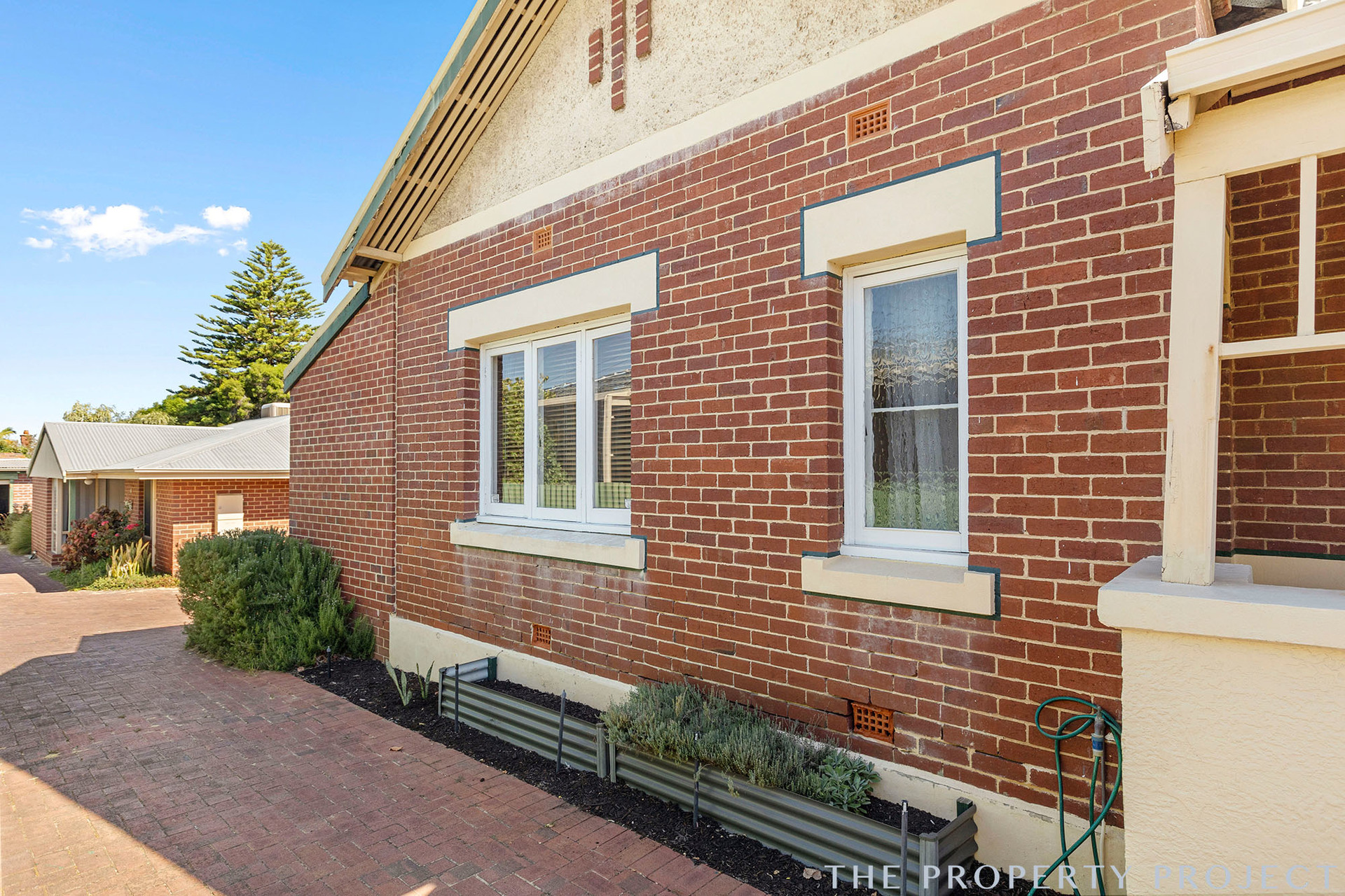 28 Leonard Street Victoria Park WA 6100