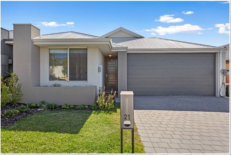 21 Rathmines Street Clarkson WA 6030