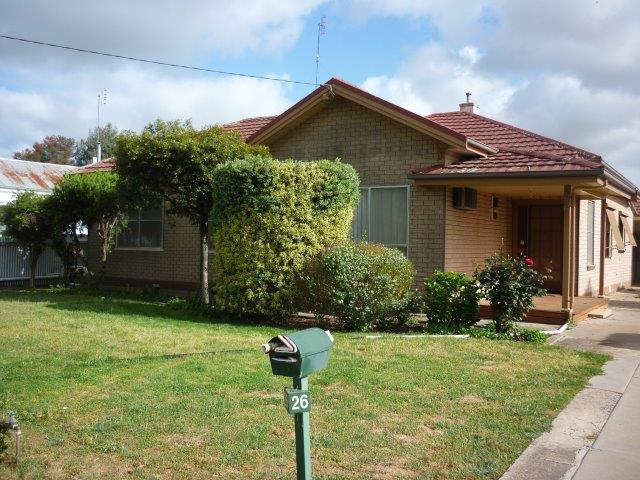 26 WOOD STREET, WARRACKNABEAL VIC 3393