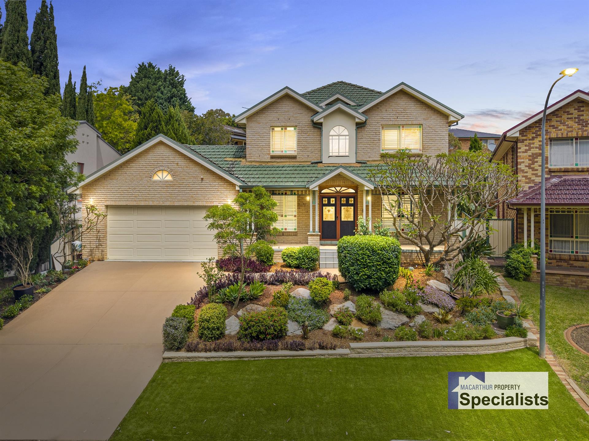 16 Viola Way, MOUNT ANNAN NSW 2567