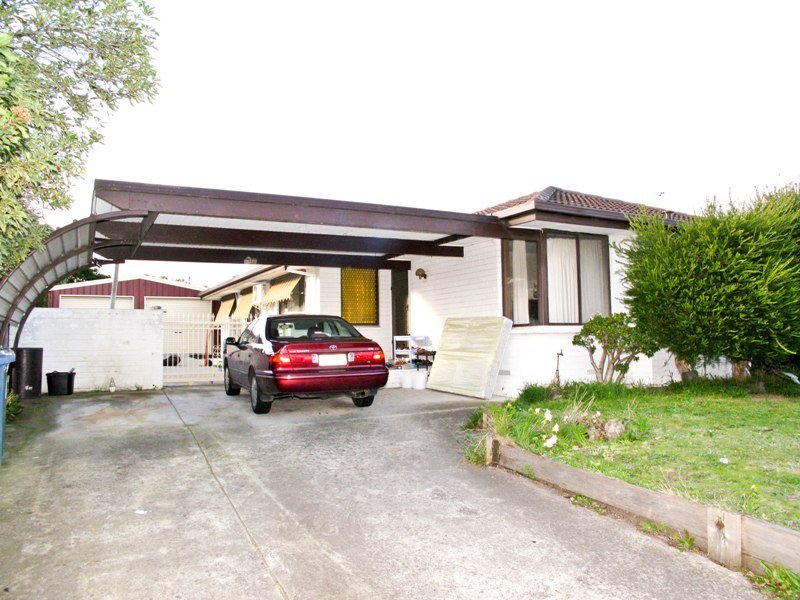 13 Elisabeth Avenue, SPRINGVALE SOUTH VIC 3172