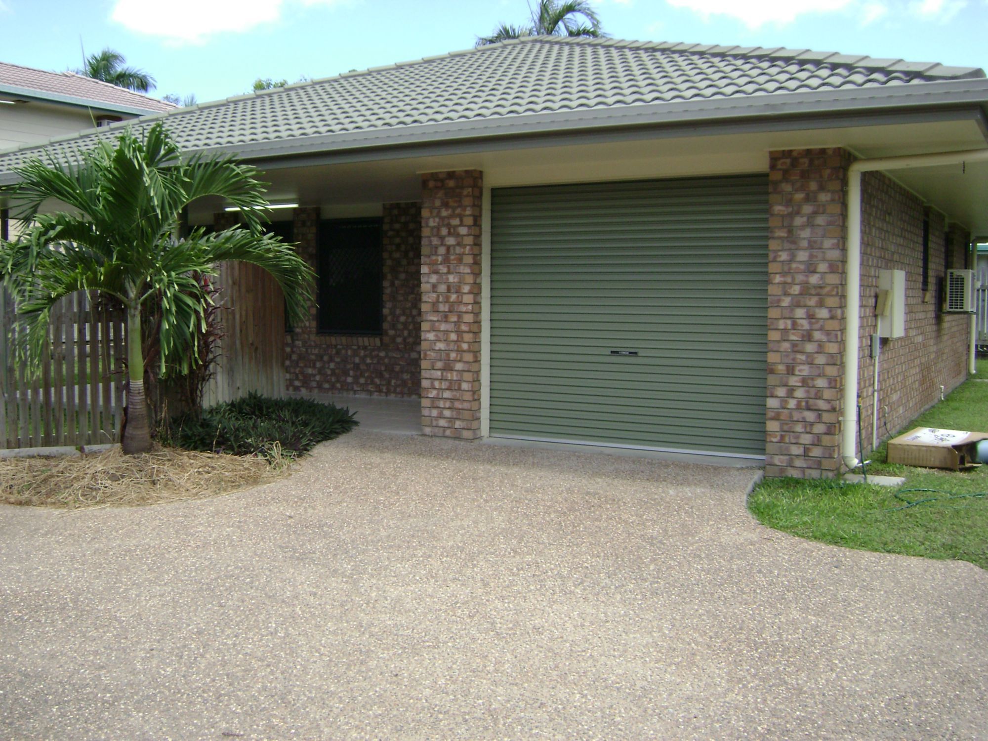 2 / 43 Park Street, PIMLICO QLD 4812