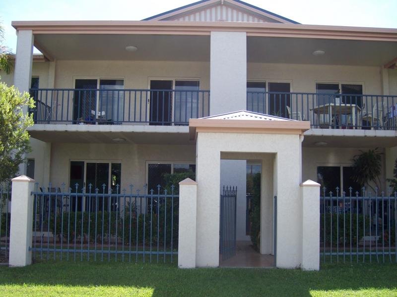 5 / 2 Macrossan Street, SOUTH TOWNSVILLE QLD 4810
